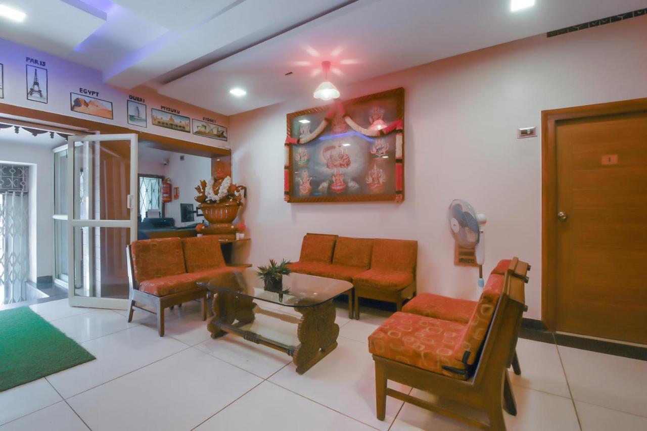 Kaveri Hotel Bed & Breakfast Mysore Exterior photo